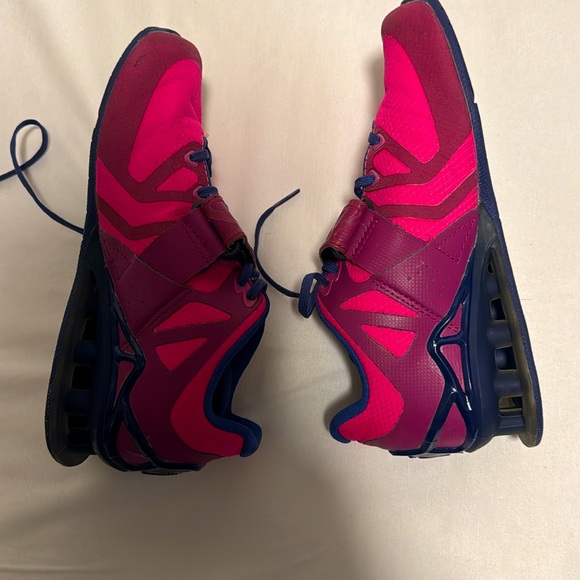 Gently used Inov Fast Lift shoes size 5.5 - Picture 4 of 6